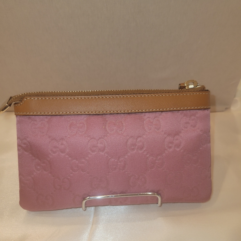 Euc Gucci Nylon Monogram Pouch - image 3
